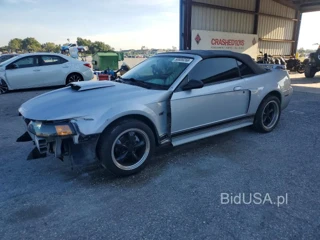 FORD MUSTANG GT