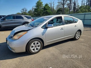 TOYOTA PRIUS BASE