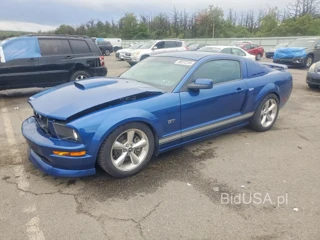 FORD MUSTANG GT