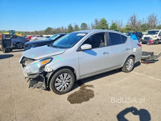 NISSAN VERSA SV