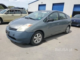 TOYOTA PRIUS BASE