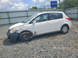 NISSAN VERSA 1.8 S