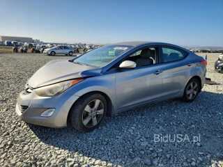 HYUNDAI ELANTRA GLS