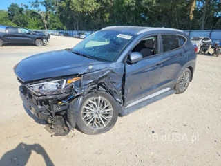 HYUNDAI TUCSON SEL