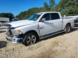 RAM 1500 CLASSIC SLT