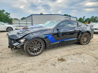 FORD MUSTANG GT