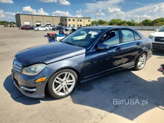 MERCEDES-BENZ C 250