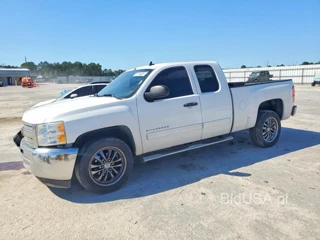 CHEVROLET SILVERADO C1500 LT