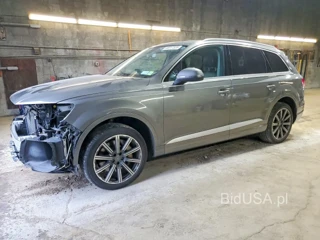 AUDI Q7 PREMIUM PLUS