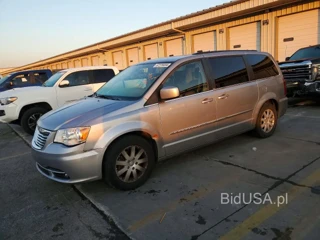CHRYSLER TOWN & COUNTRY TOURING