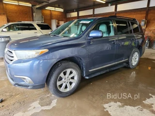 TOYOTA HIGHLANDER SE