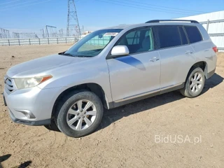 TOYOTA HIGHLANDER PLUS