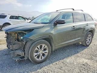 TOYOTA HIGHLANDER XLE