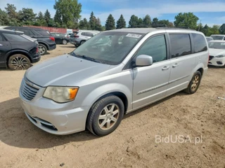 CHRYSLER TOWN & COUNTRY TOURING