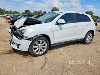 MITSUBISHI OUTLANDER SPORT ES