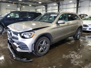 MERCEDES-BENZ GLC 300 4MATIC
