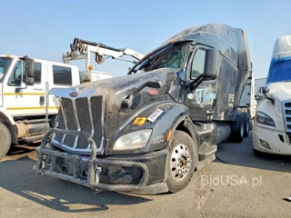 PETERBILT 579