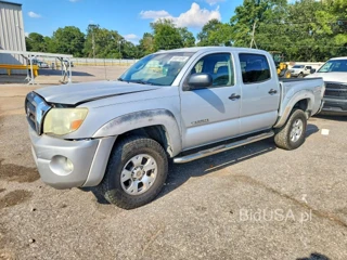 TOYOTA TACOMA V6