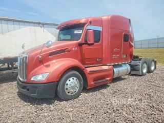 PETERBILT 579