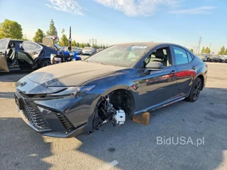 TOYOTA CAMRY XSE