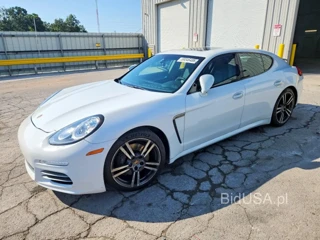 PORSCHE PANAMERA 2