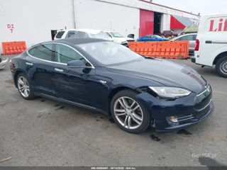 TESLA TESLA MODEL S SIGNATURE