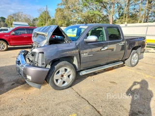 CHEVROLET SILVERADO C1500 LT
