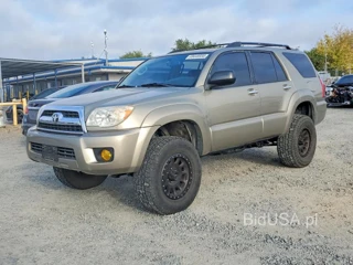 TOYOTA 4RUNNER SR5
