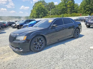 CHRYSLER 300 SRT-8