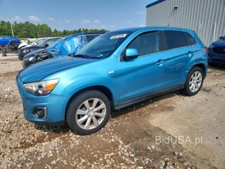 MITSUBISHI OUTLANDER SPORT SE
