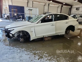 INFINITI Q50 RED SPORT 400
