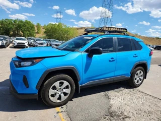TOYOTA RAV4 LE