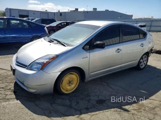 TOYOTA PRIUS BASE