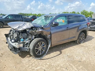 TOYOTA HIGHLANDER XLE