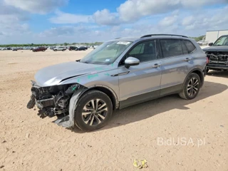 VOLKSWAGEN TIGUAN S