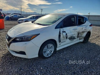 NISSAN LEAF S