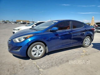 HYUNDAI ELANTRA SE