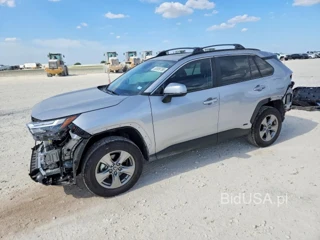 TOYOTA RAV4 HYBRID XLE
