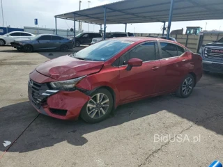 NISSAN VERSA SV
