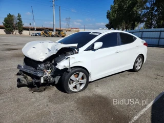 HYUNDAI ELANTRA GLS