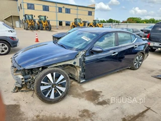 NISSAN ALTIMA SV