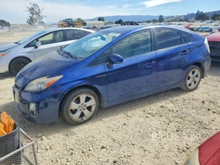 TOYOTA PRIUS V