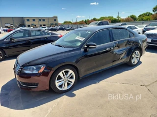 VOLKSWAGEN PASSAT S