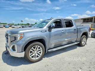 GMC SIERRA C1500 SLT
