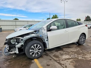TOYOTA PRIUS XLE AWD-E
