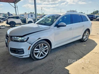AUDI Q7 PRESTIGE