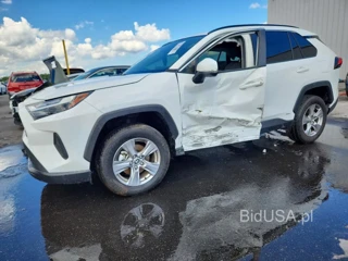 TOYOTA RAV4 HYBRID XLE
