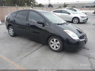 TOYOTA TOYOTA PRIUS