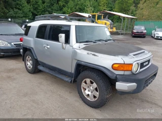 TOYOTA TOYOTA FJ CRUISER