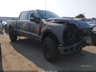 FORD FORD F-250 LARIAT